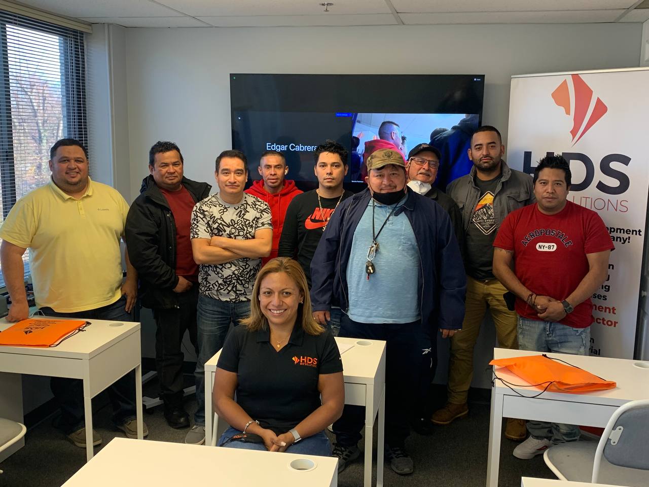 photo5044176319214103321