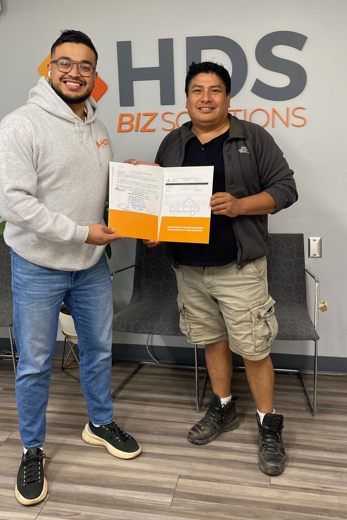 Eddy Edgar Munoz Tames Bolivia 🇧🇴 MHIC y DC LICENSES